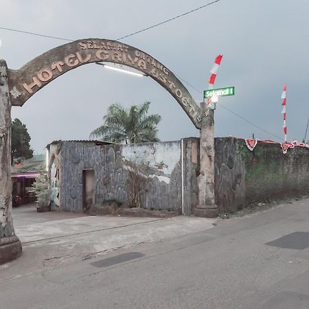 Reddoorz Plus At Hotel Griya Astoeti Bogor Eksteriør bilde