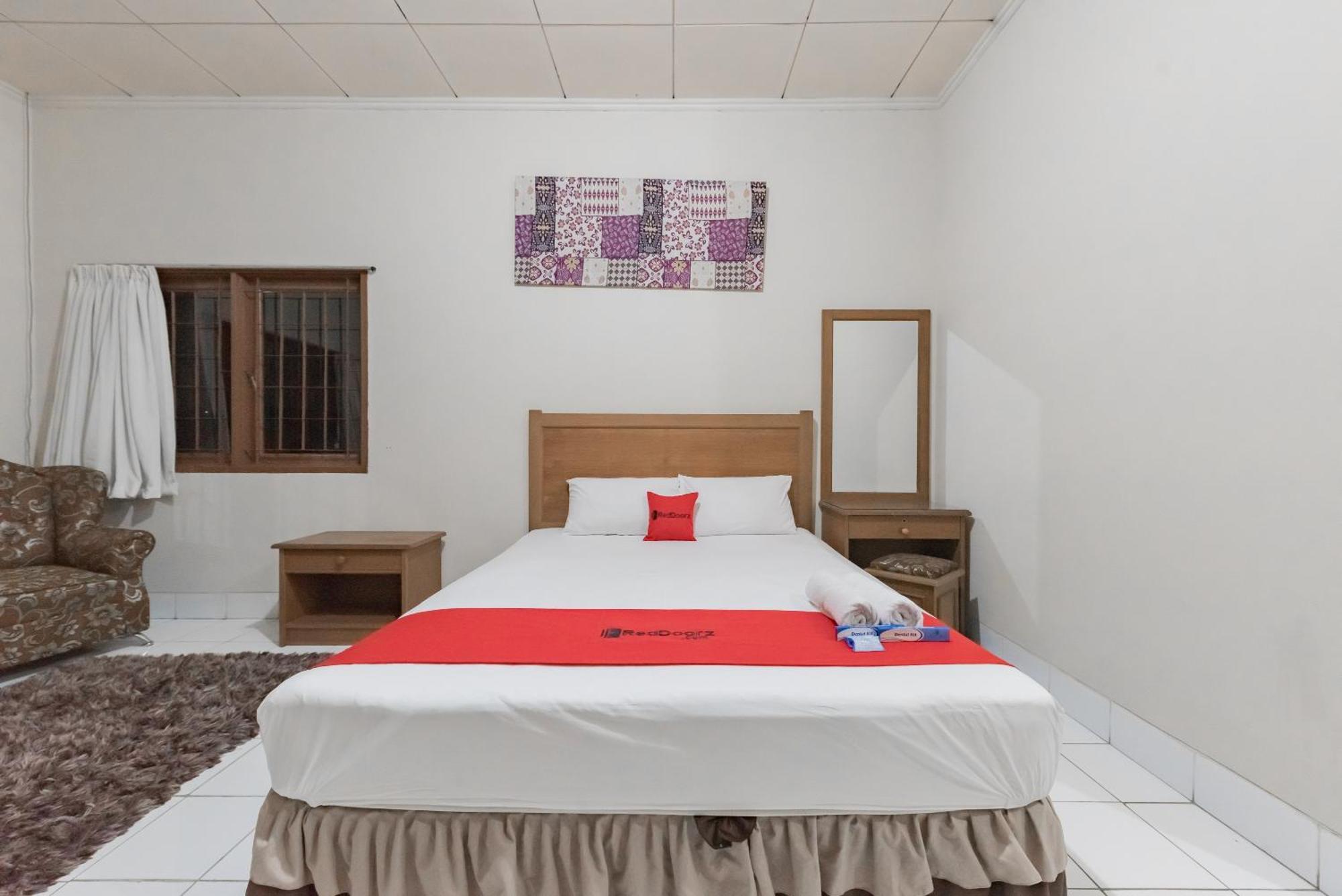 Reddoorz Plus At Hotel Griya Astoeti Bogor Eksteriør bilde